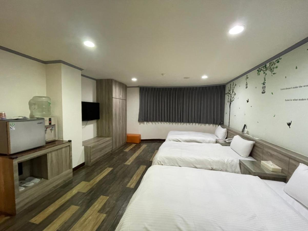 A22 Wei Lu Hotel Zhongli Exterior photo
